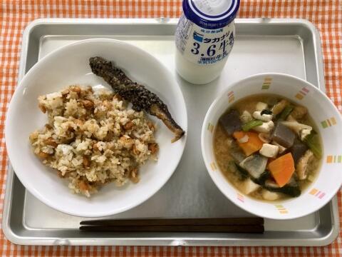 今日の給食 日野市立潤徳小学校